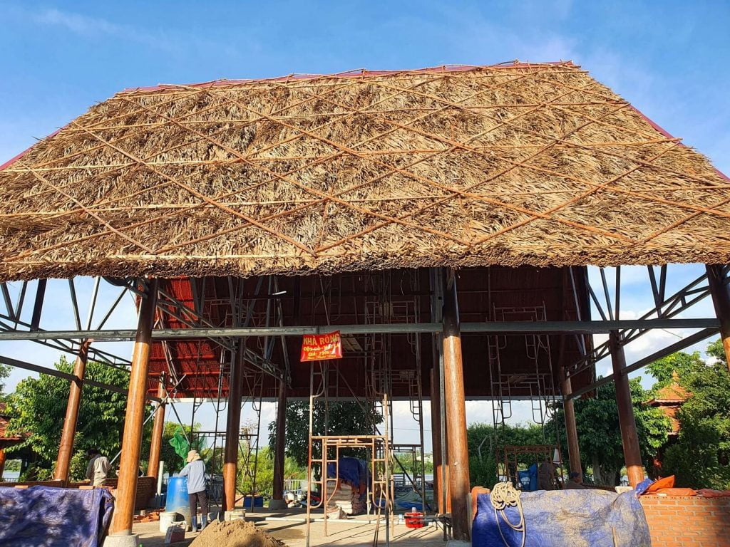 Thiết kế và thi công nhà lá, chòi lá dừa nước, Cặp bờ sông Sài Gòn Quận 12 TPHCM
